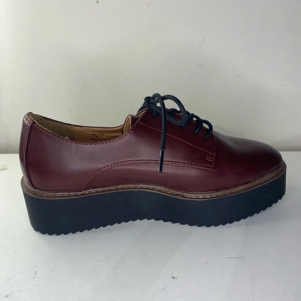 Madden Girl Written Burgundy Platform Oxford Shoes EUC Size 7.5 Goth Grunge - Picture 8 of 15